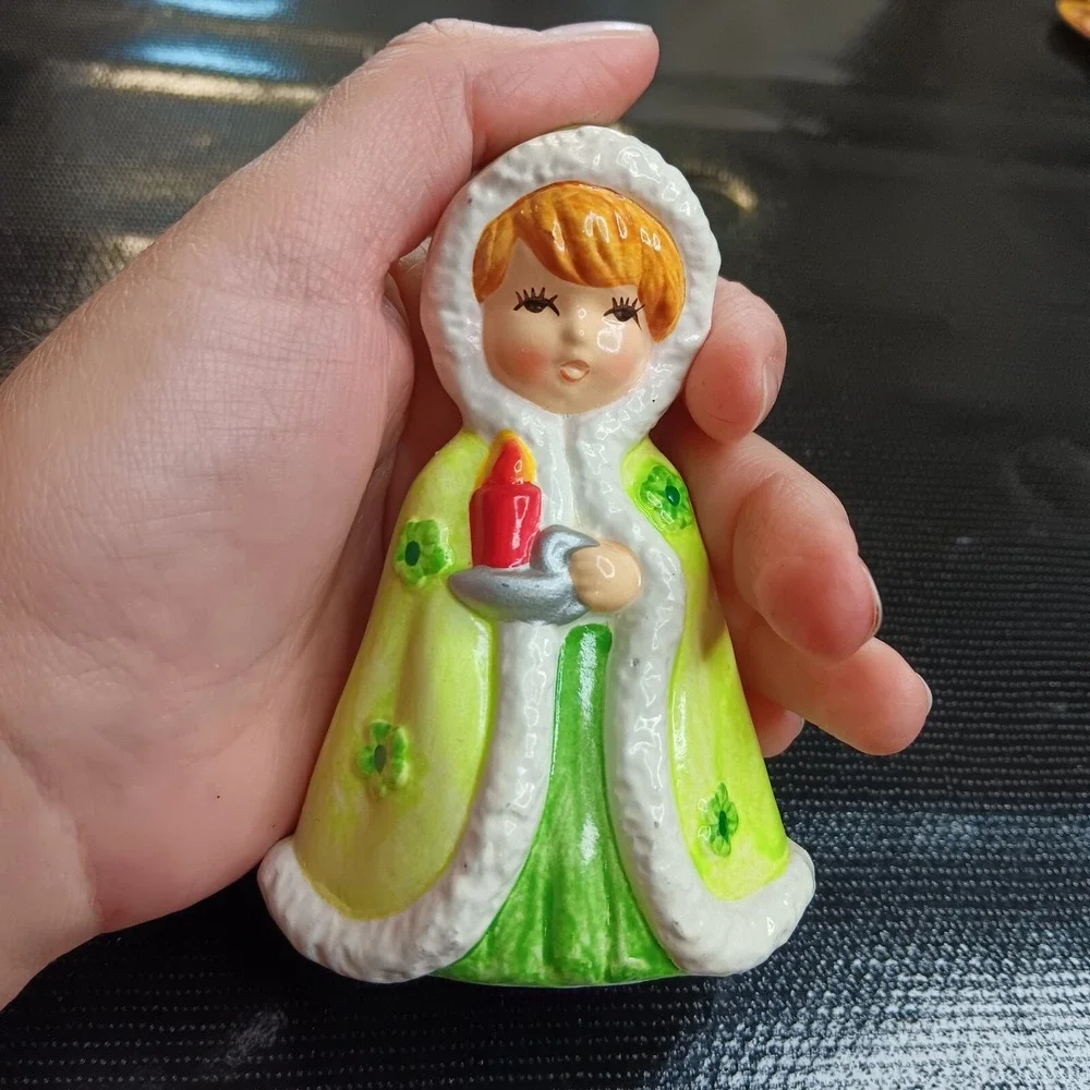 Vintage MCM Christmas Girl Figurine Korea Ceramic Green Candle‎ Holiday Decor